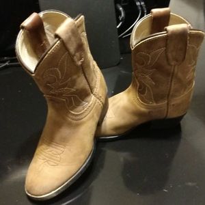 Leather cowboy boots